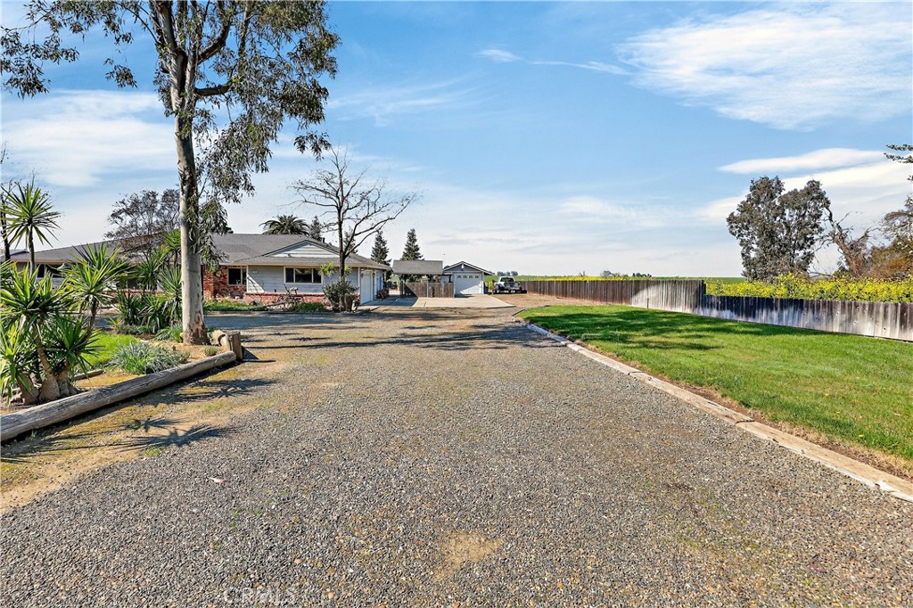 3969 Hatch Rd, Merced, CA 95340