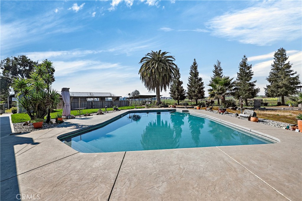 3969 Hatch Rd, Merced, CA 95340