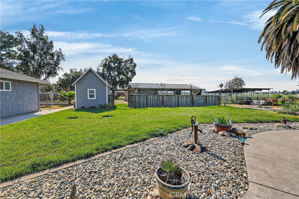 3969 Hatch Rd, Merced, CA 95340