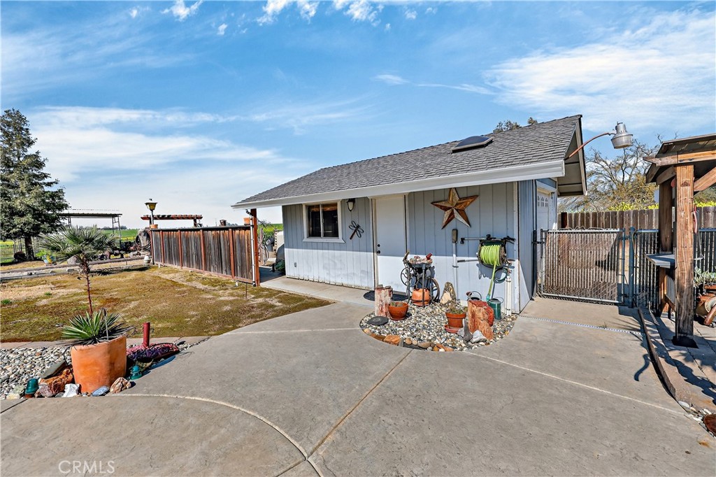 3969 Hatch Rd, Merced, CA 95340