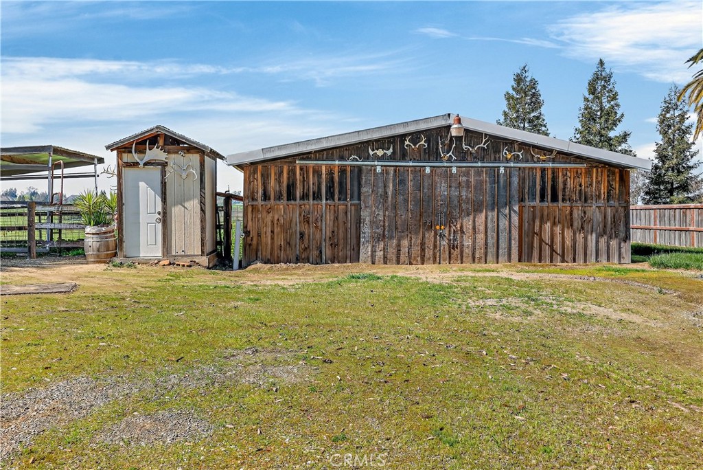 3969 Hatch Rd, Merced, CA 95340
