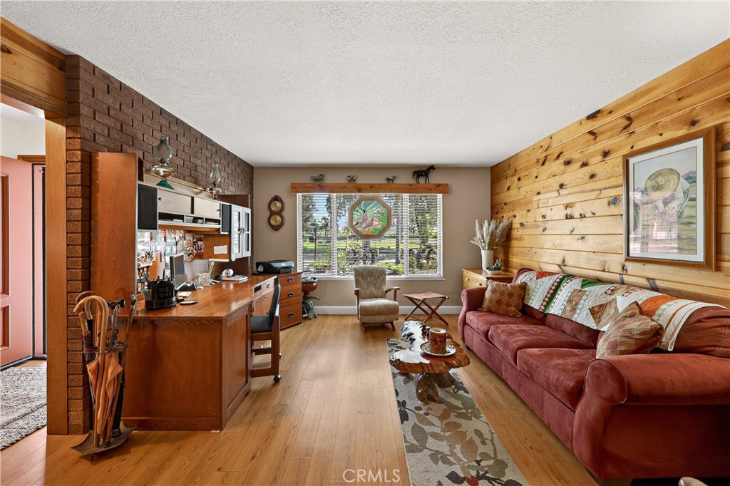 3969 Hatch Rd, Merced, CA 95340