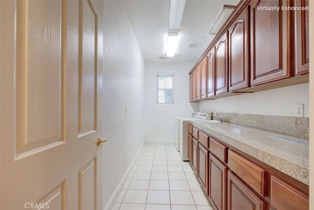 5261 Lucille Ln, Atwater, CA 95301