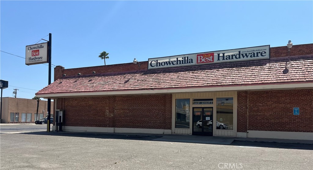 404 Robertson Blvd, Chowchilla, CA 93610