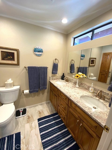 1965 Kimberly Ave, Merced, CA 95340