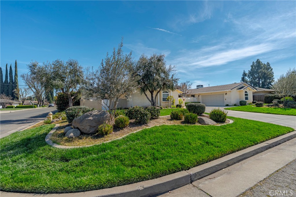 1282 Carolina, Merced, CA 95340