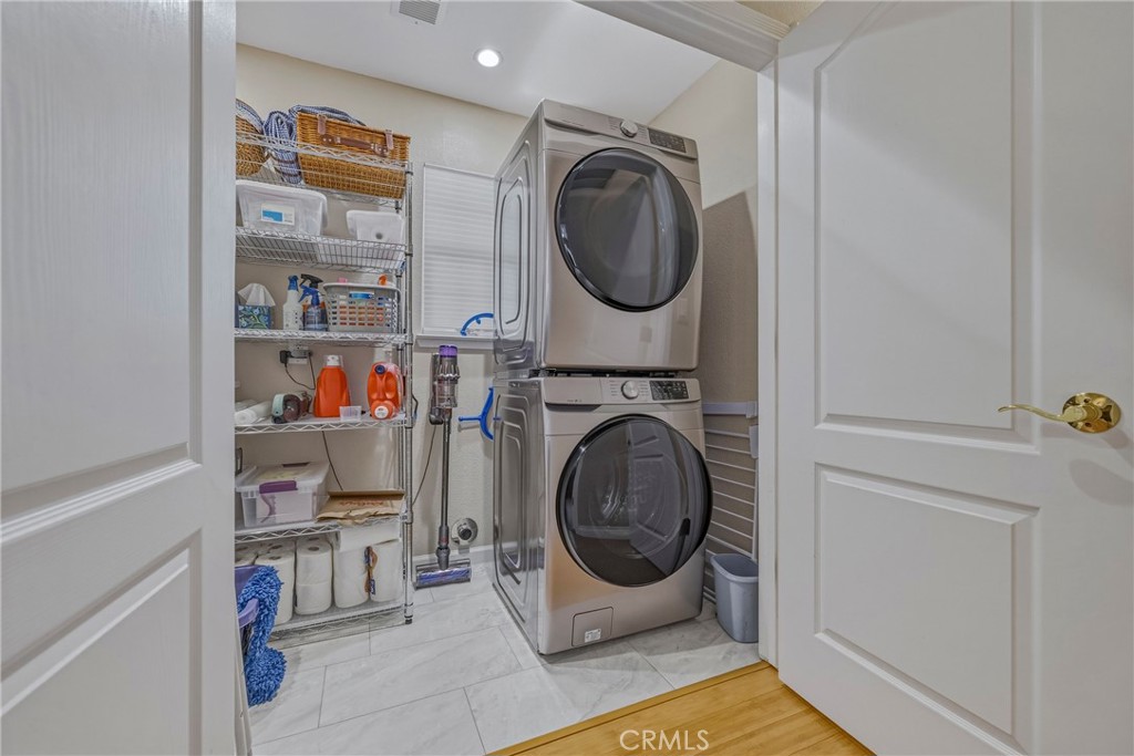 1282 Carolina, Merced, CA 95340