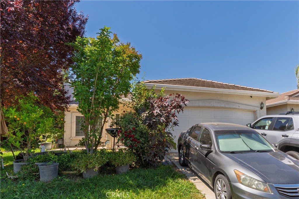 123 Manzanita Ave, Merced, CA 95341