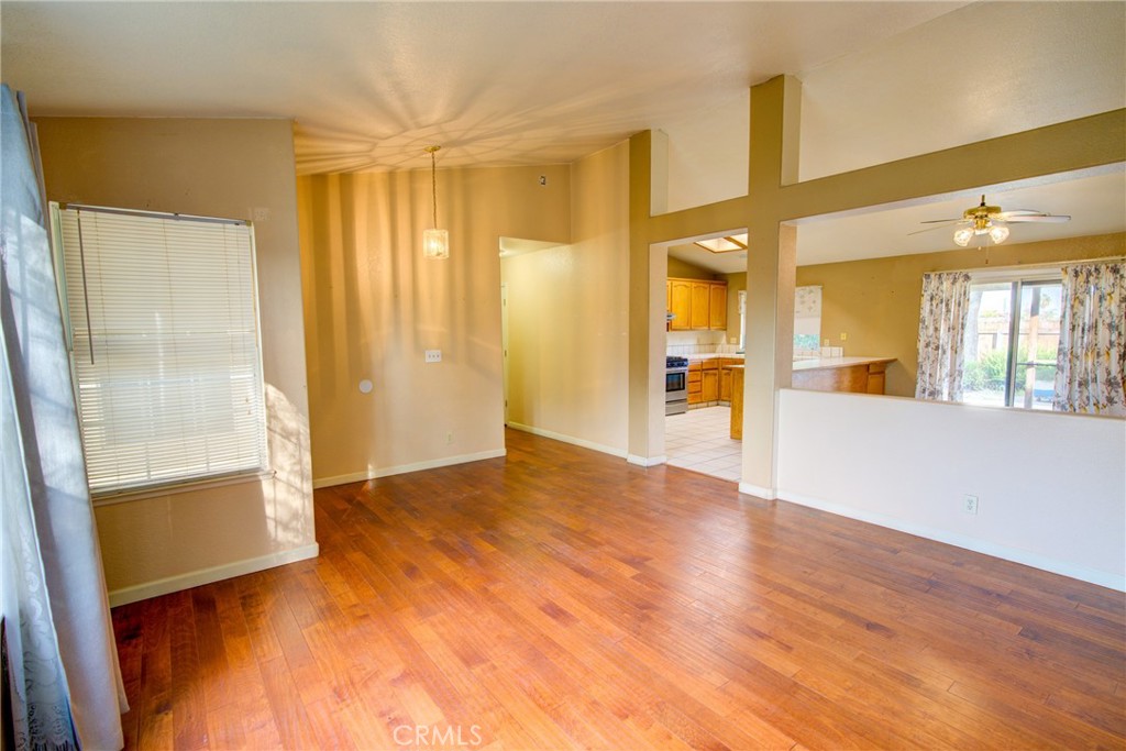 2326 Santos St, Dos Palos, CA 93620