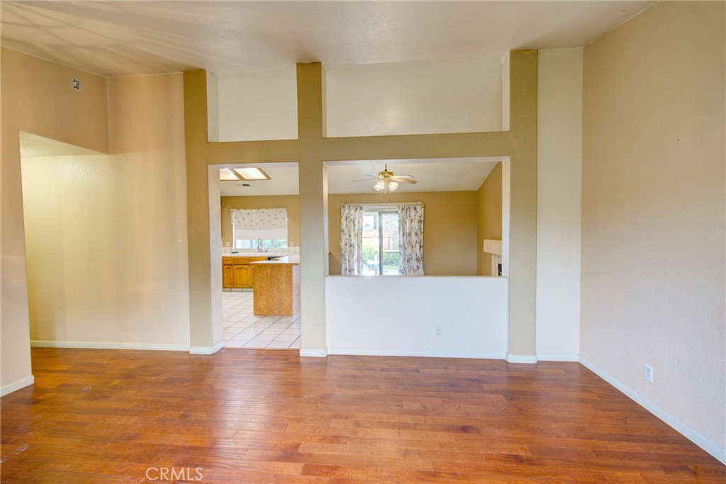 2326 Santos St, Dos Palos, CA 93620