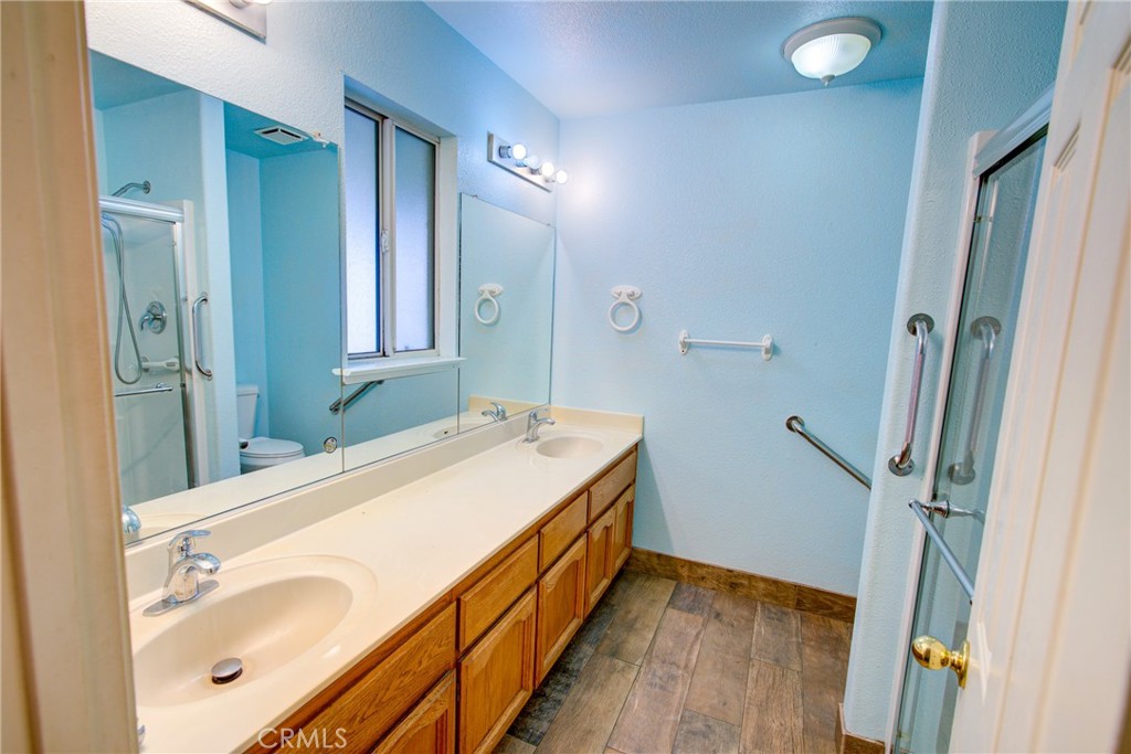 2326 Santos St, Dos Palos, CA 93620