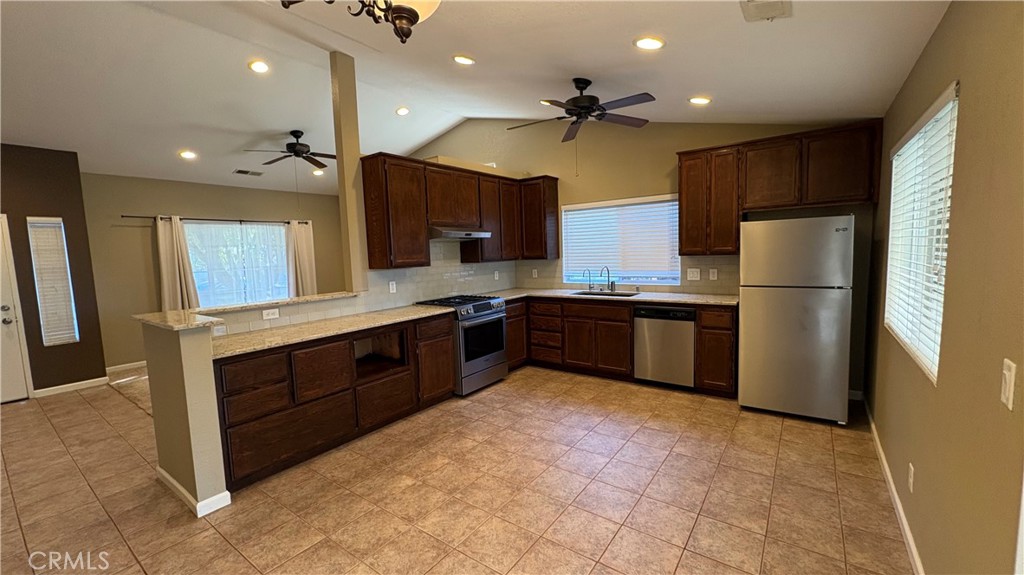 1463 Hunter, Merced, CA 95340