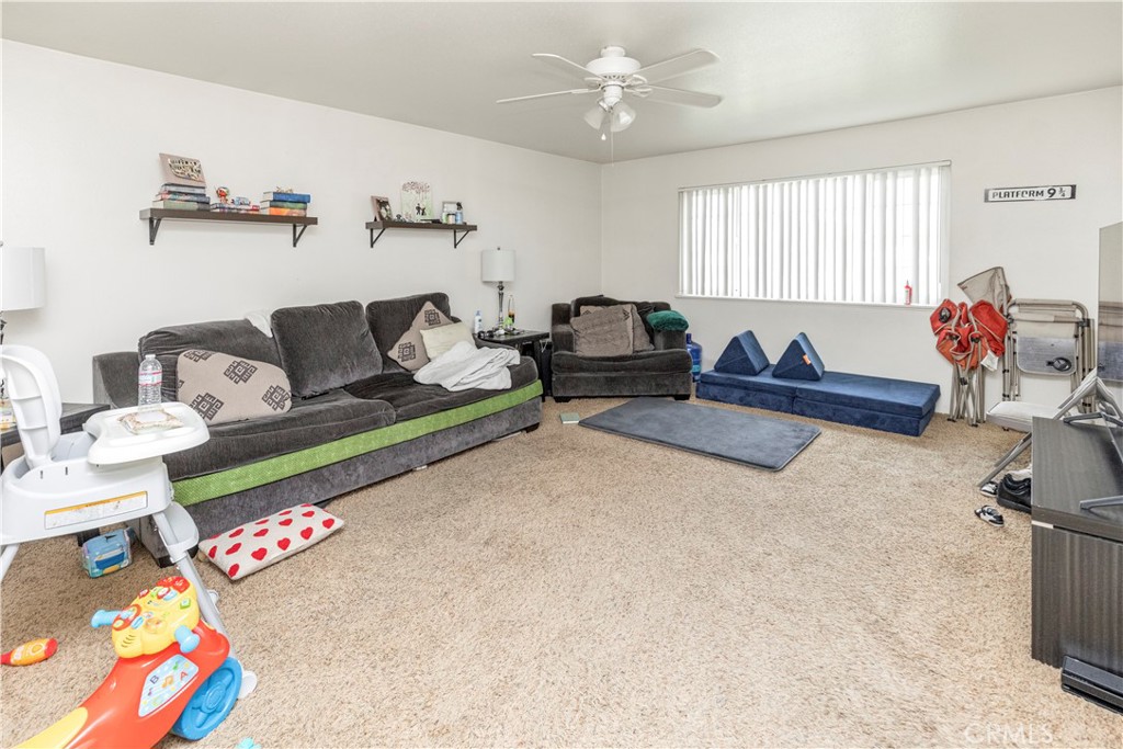 3125 El Capitan, Merced, CA 95340