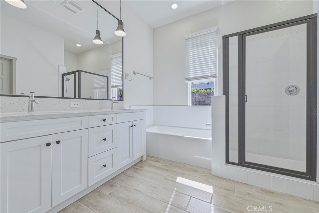 2446 Valverde Dr, Merced, CA 95340