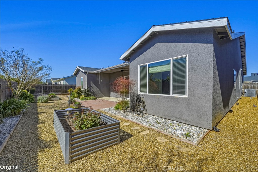 2446 Valverde Dr, Merced, CA 95340