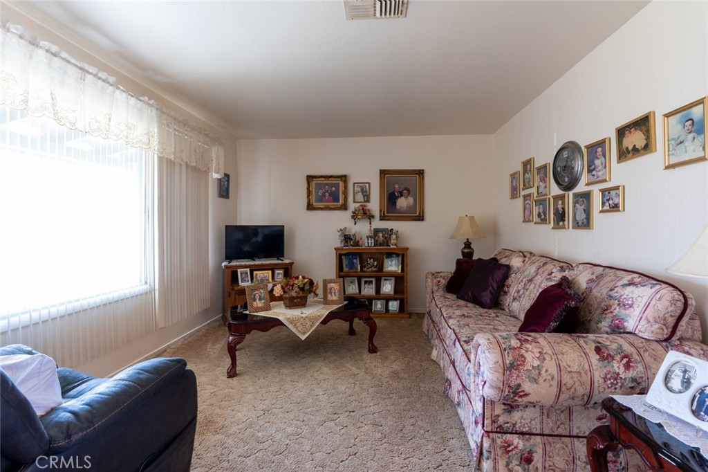 469 Cedar Ave, Atwater, CA 95301