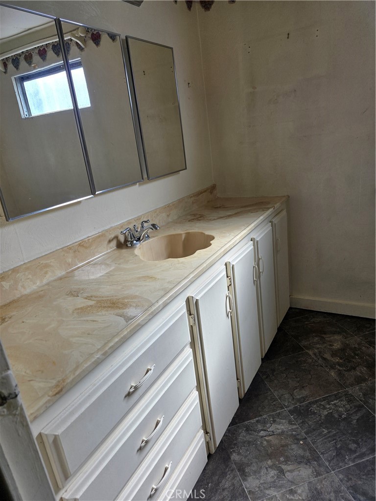 4125 McHenry Ave #93, Modesto, CA 95356