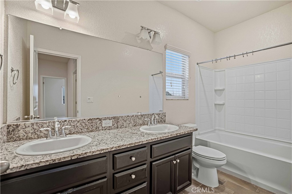 4852 Kinross Ct, Merced, CA 95348