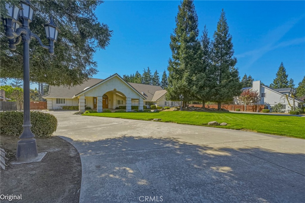 2394 E South Bear Creek Dr, Merced, CA 95340