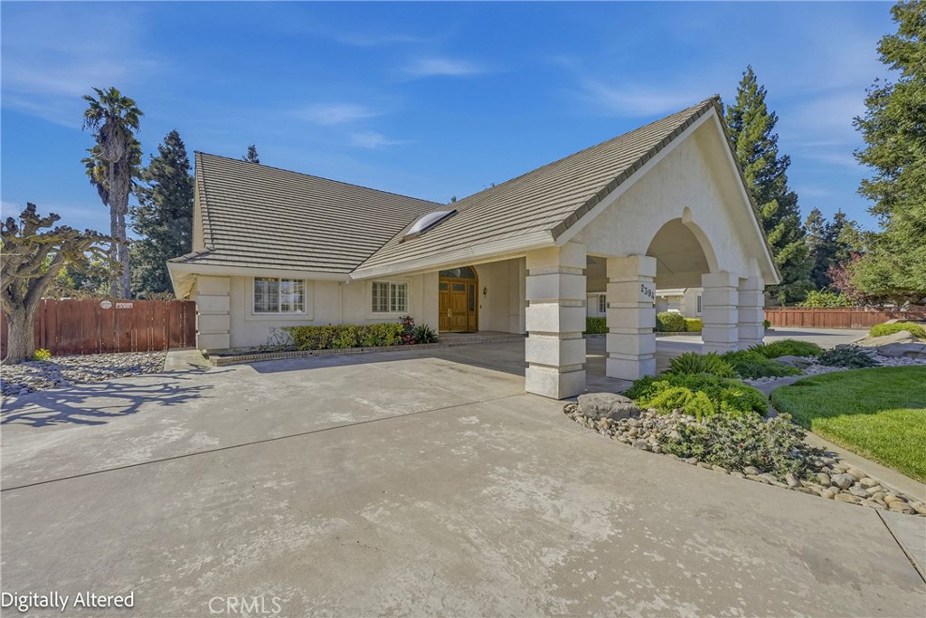2394 E South Bear Creek Dr, Merced, CA 95340