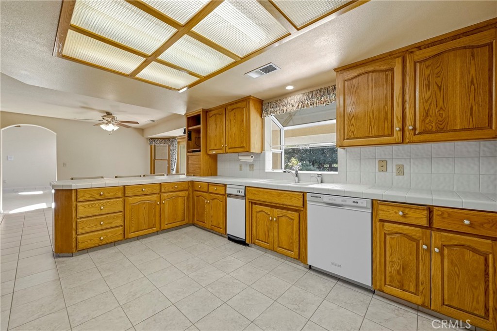 2394 E South Bear Creek Dr, Merced, CA 95340