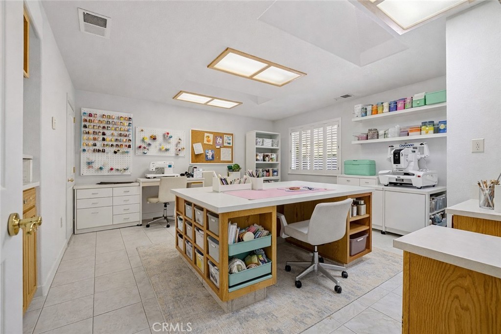 2394 E South Bear Creek Dr, Merced, CA 95340