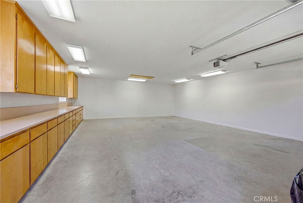 2394 E South Bear Creek Dr, Merced, CA 95340