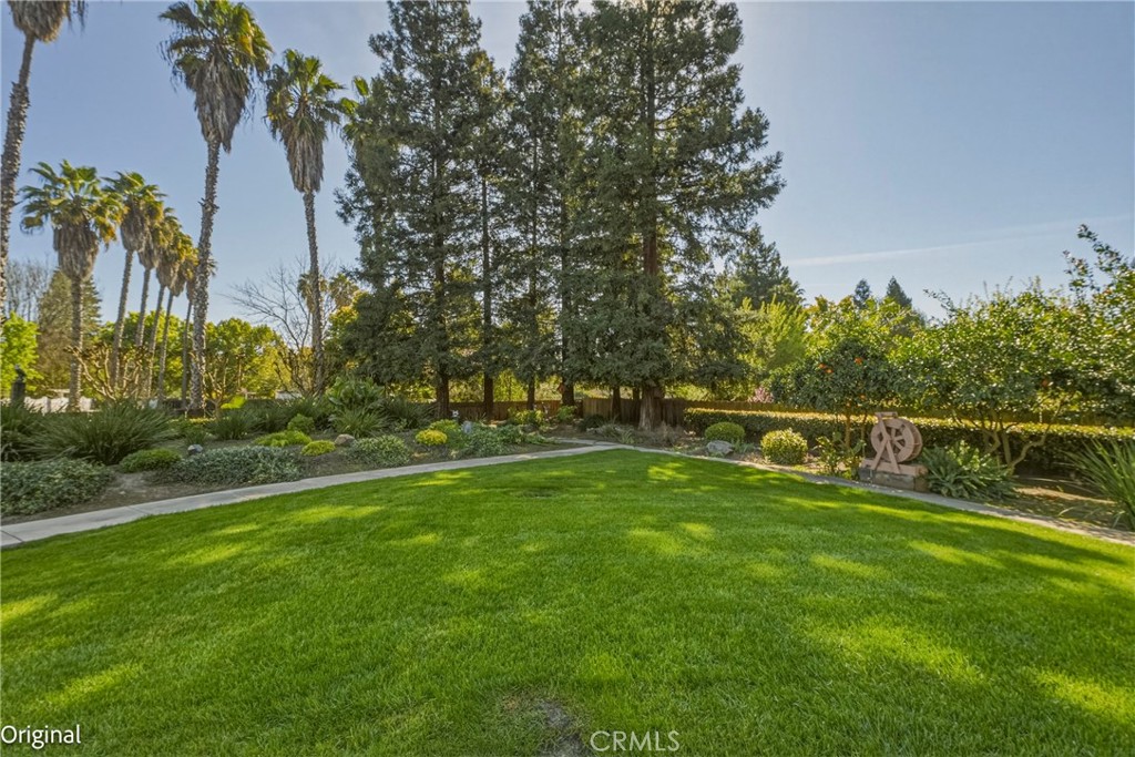 2394 E South Bear Creek Dr, Merced, CA 95340