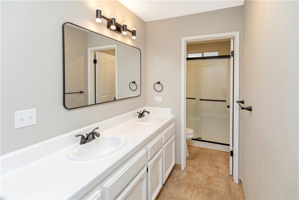 28702 Rancho, Madera, CA 93638