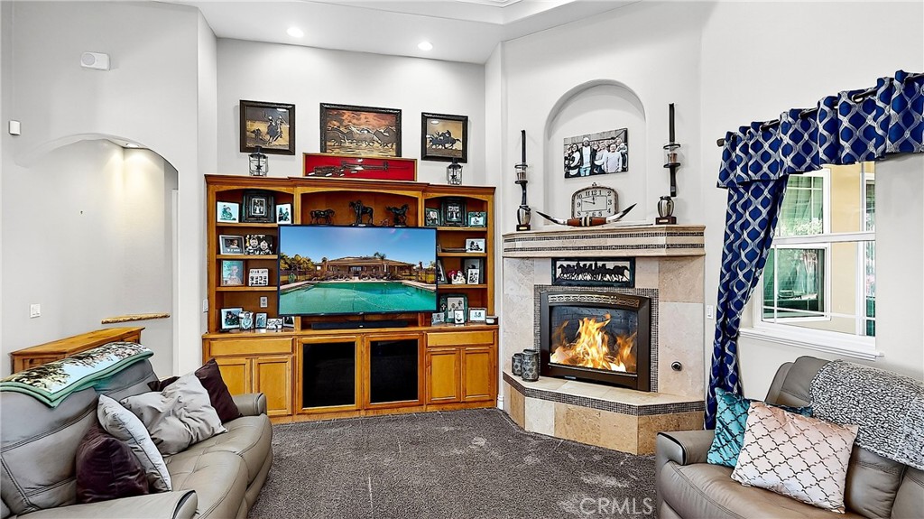 21160 Second Ave, Stevinson, CA 95374