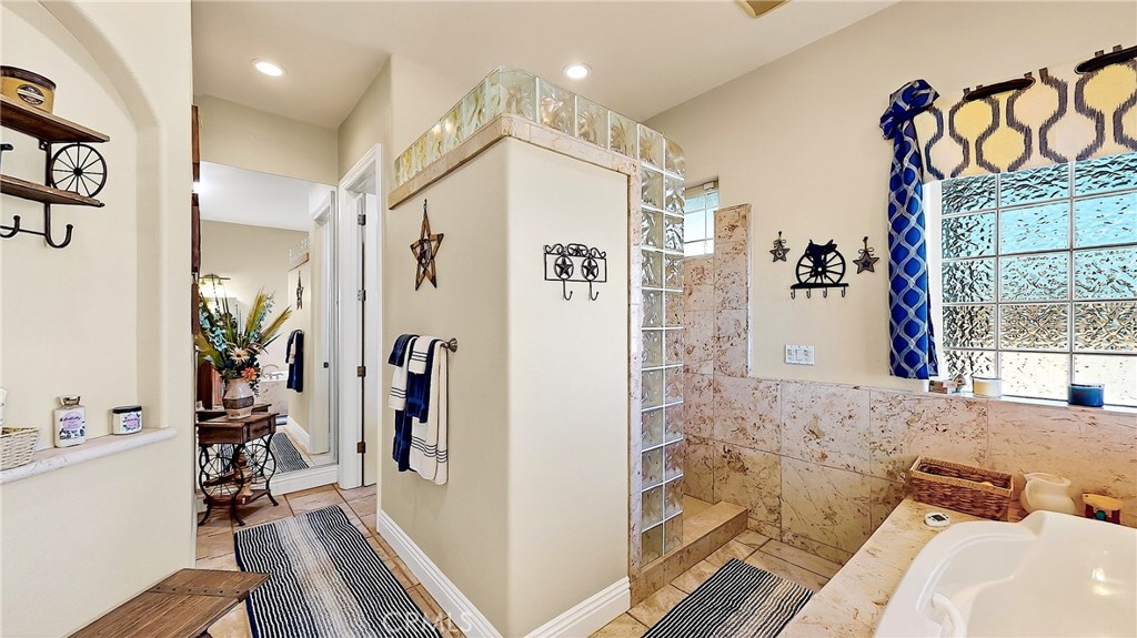 21160 Second Ave, Stevinson, CA 95374