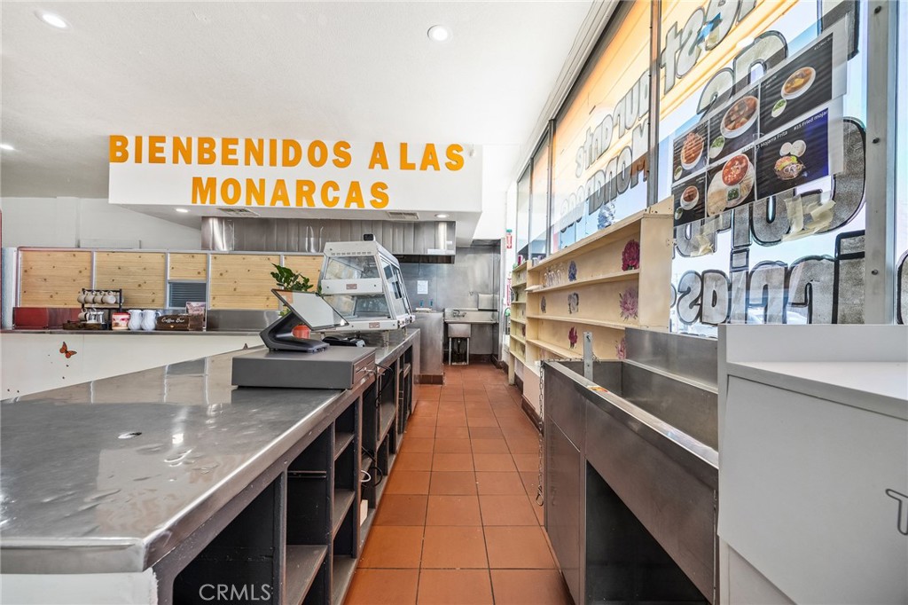 33027 Road 159, Ivanhoe, CA 93235