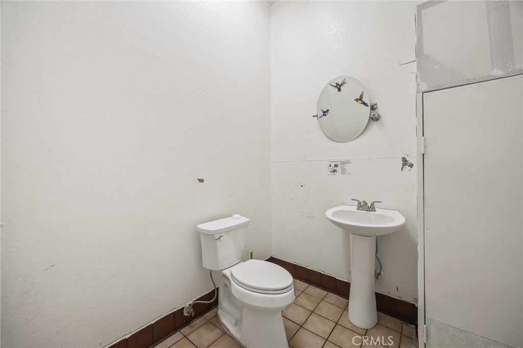 33027 Road 159, Ivanhoe, CA 93235