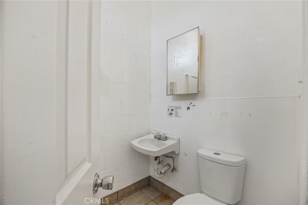 33027 Road 159, Ivanhoe, CA 93235