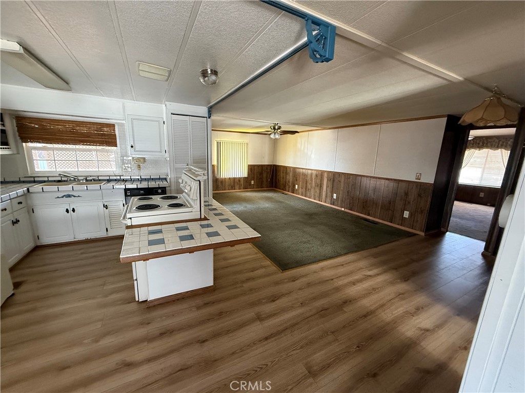 2240 Golden Oak Ln #47, Merced, CA 95341