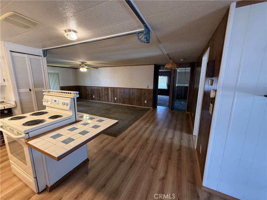 2240 Golden Oak Ln #47, Merced, CA 95341