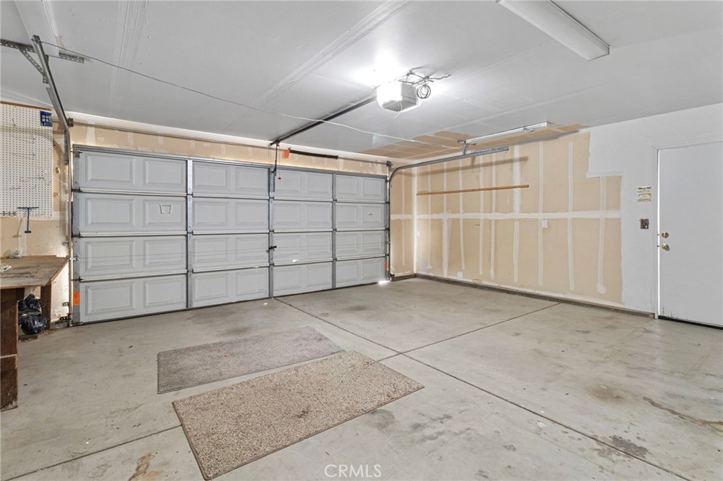 2887 Evergreen Ct, Livingston, CA 95334