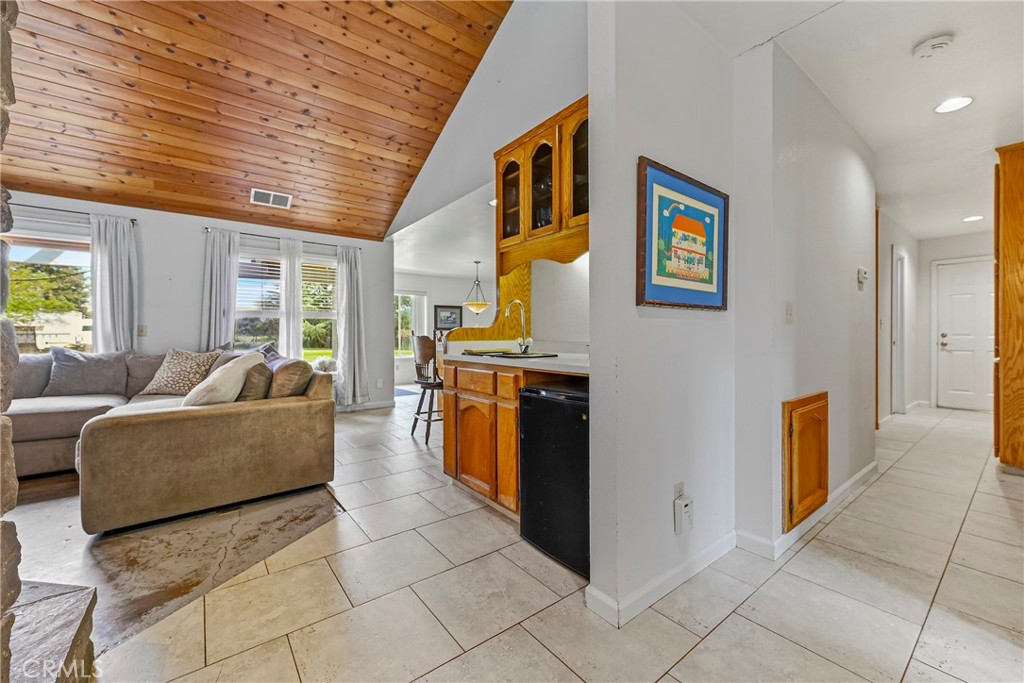 3692 N Gardner, Merced, CA 95340