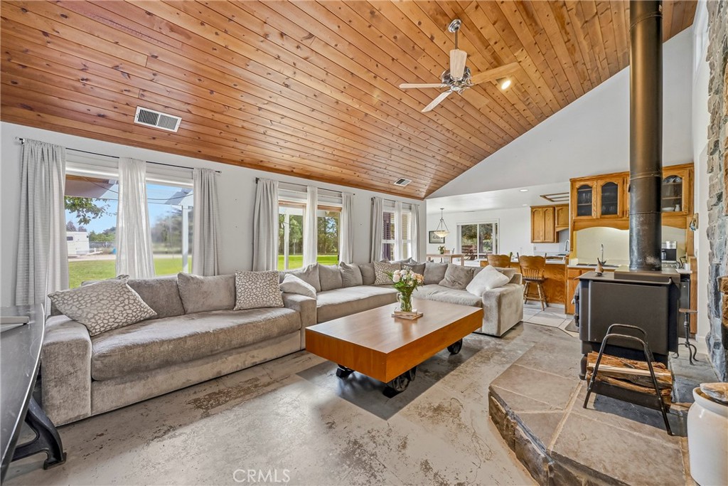 3692 N Gardner, Merced, CA 95340