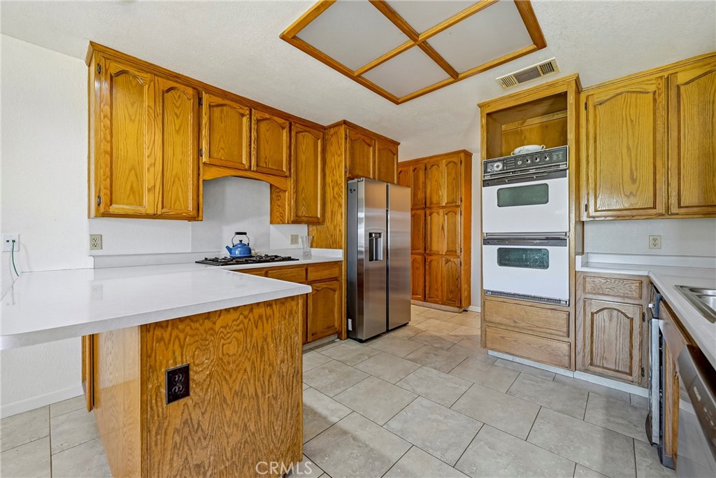 3692 N Gardner, Merced, CA 95340