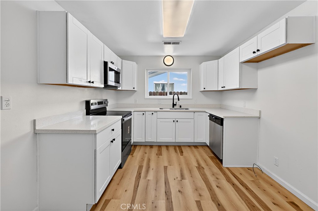 1490 Tamarack Ave, Atwater, CA 95301