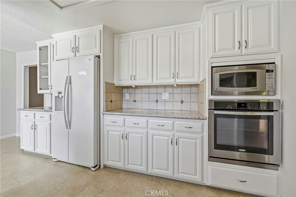 2411 Bluegrass Ln, Merced, CA 95340