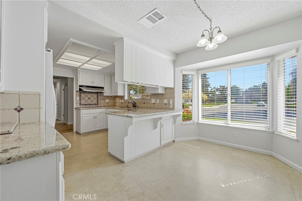 2411 Bluegrass Ln, Merced, CA 95340