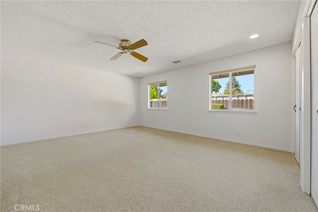 2411 Bluegrass Ln, Merced, CA 95340