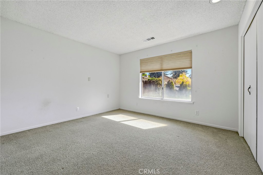 2411 Bluegrass Ln, Merced, CA 95340