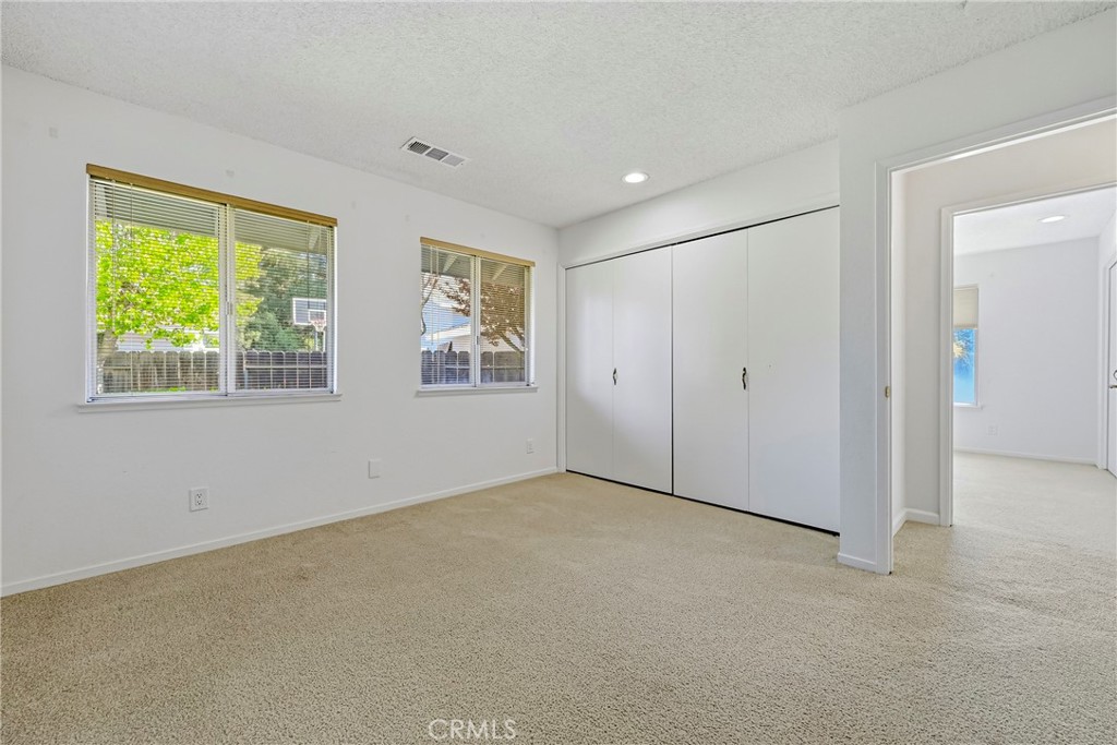 2411 Bluegrass Ln, Merced, CA 95340