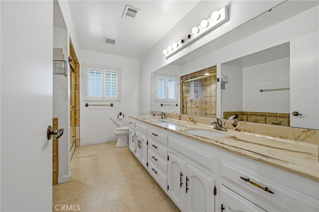 2411 Bluegrass Ln, Merced, CA 95340