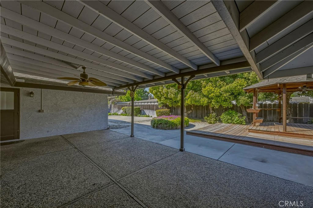 2411 Bluegrass Ln, Merced, CA 95340