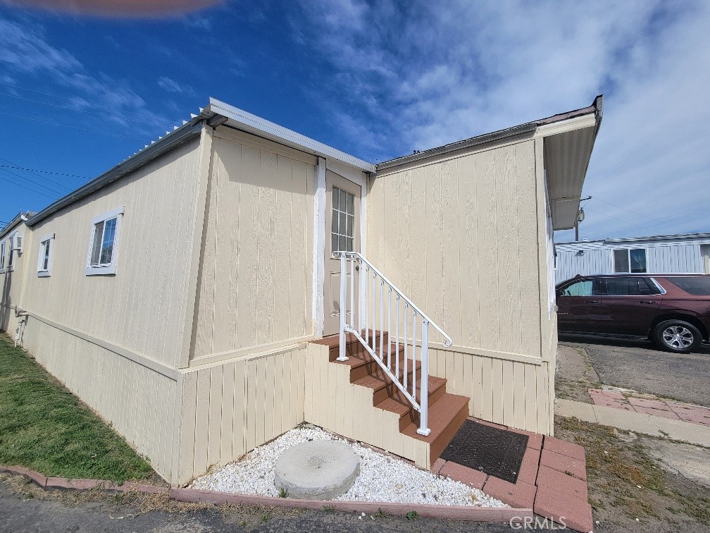 2151 E Pacheco Space 20, Los Banos, CA 93635