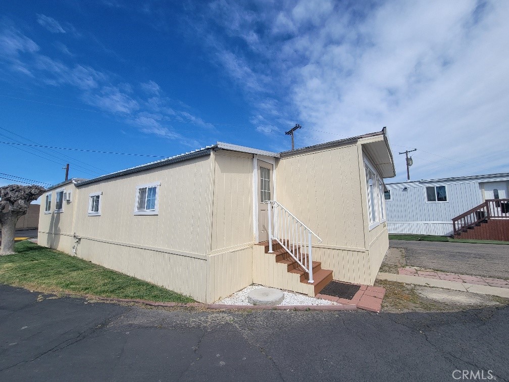 2151 E Pacheco Space 20, Los Banos, CA 93635